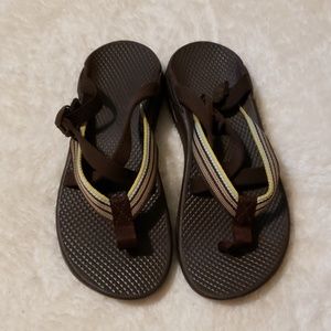 Chaco flip flops